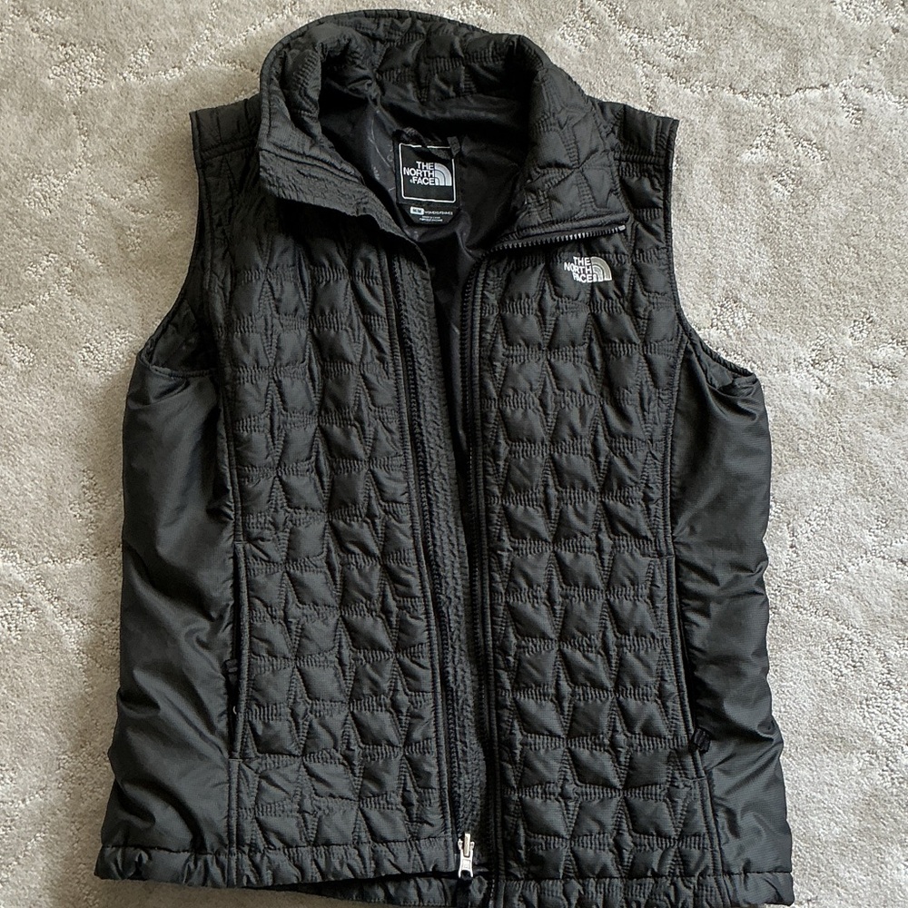The North Face Black Quilted Lightweight Vest